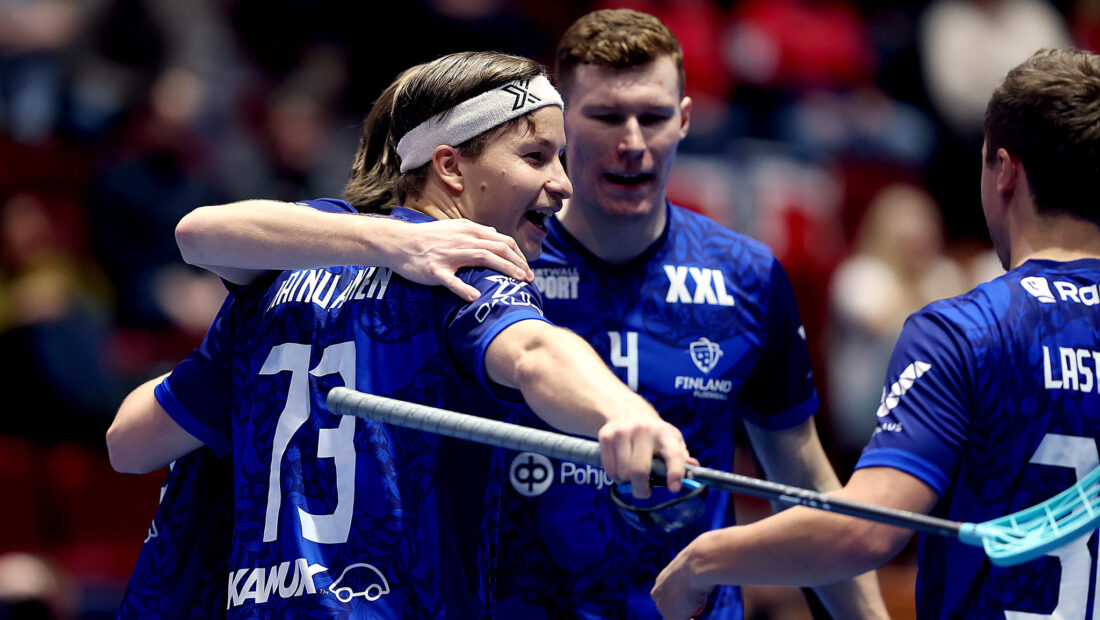 Finland celebrating a goal (Photo: IFF/Per Wiklund)